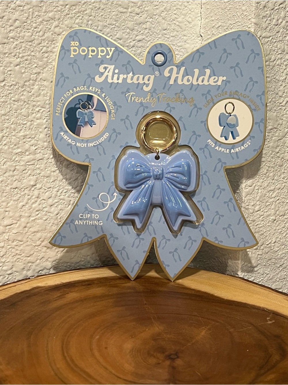 XO Poppy Blue Bow AirTag Holder